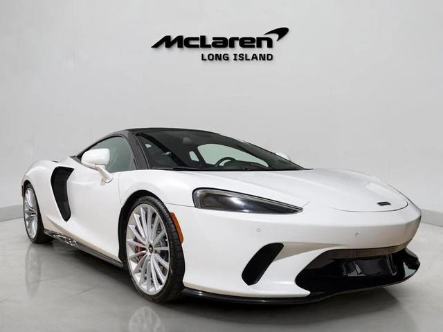 Photo of 2020 Silica White McLaren GT