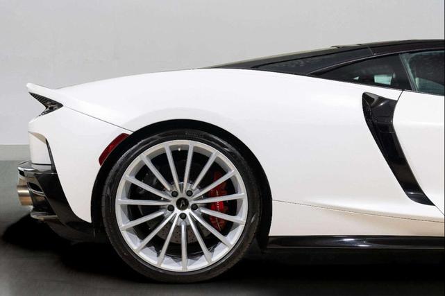 Photo of 2020 Silica White McLaren GT