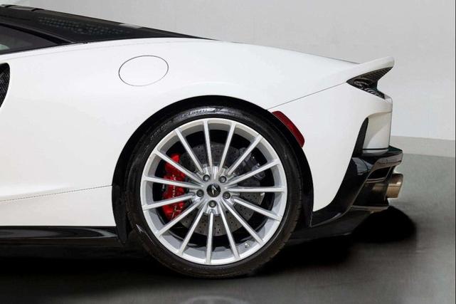 Photo of 2020 Silica White McLaren GT
