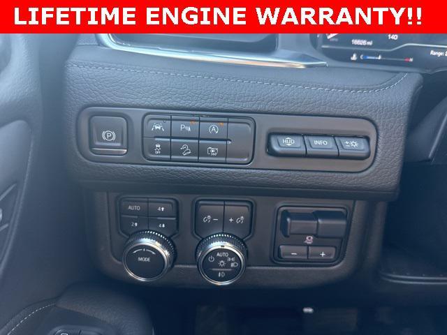 Photo of 2024 Onyx Black GMC Yukon