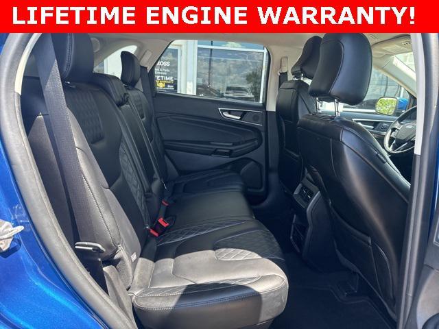 Photo of 2024 Blue Metallic Ford Edge