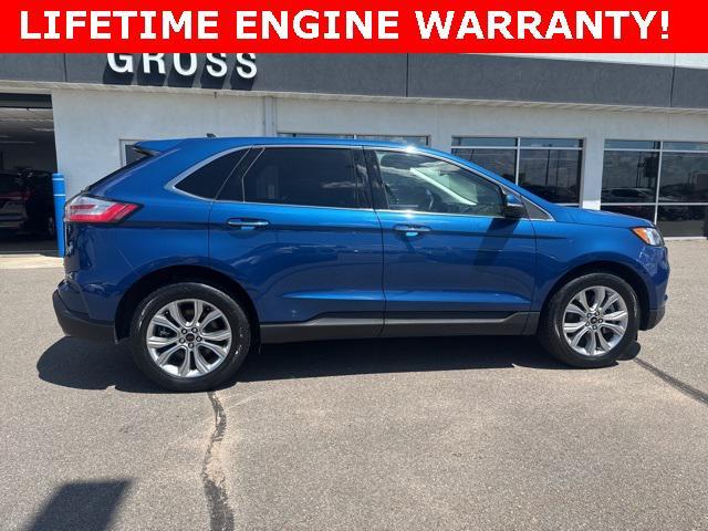 Photo of 2024 Blue Metallic Ford Edge