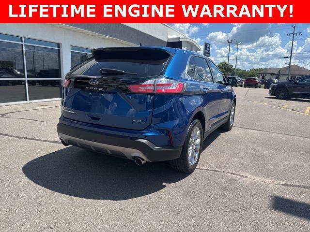 Photo of 2024 Blue Metallic Ford Edge