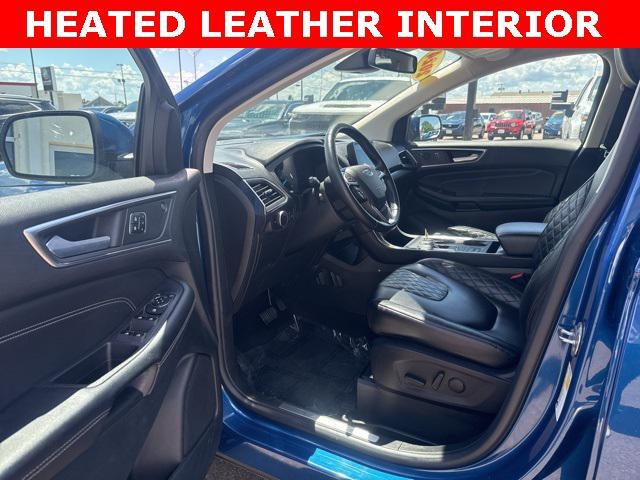 Photo of 2024 Blue Metallic Ford Edge