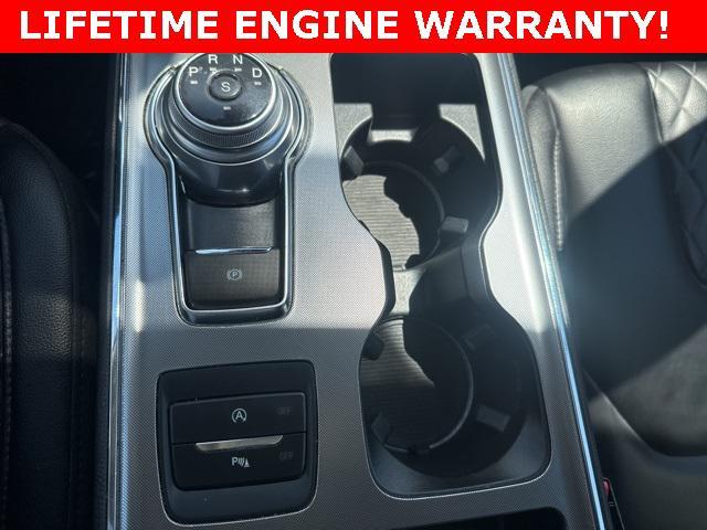 Photo of 2024 Blue Metallic Ford Edge