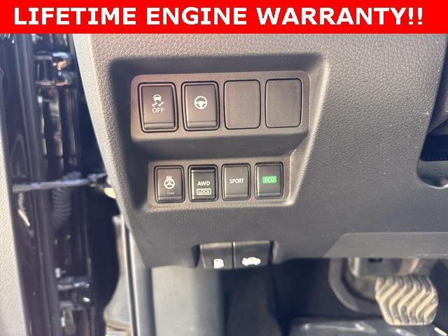 Photo of 2022 Magnetic Black Pearl Nissan Rogue Sport