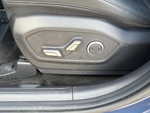 Photo of 2025 Atlantic Blue Hyundai SANTA FE