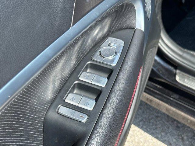 Photo of 2024 Vik Black Genesis G70