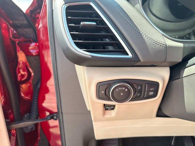 Photo of 2019 Red Lincoln Nautilus