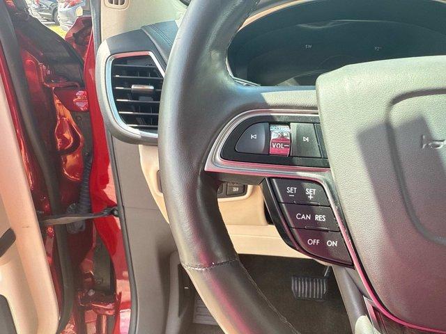 Photo of 2019 Red Lincoln Nautilus