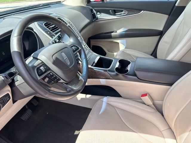 Photo of 2019 Red Lincoln Nautilus