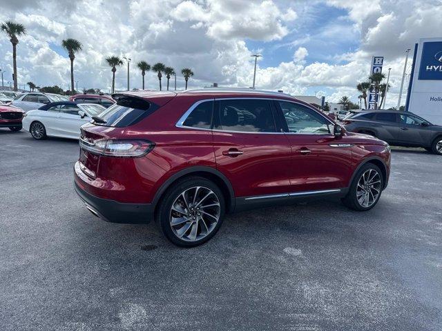 Photo of 2019 Red Lincoln Nautilus