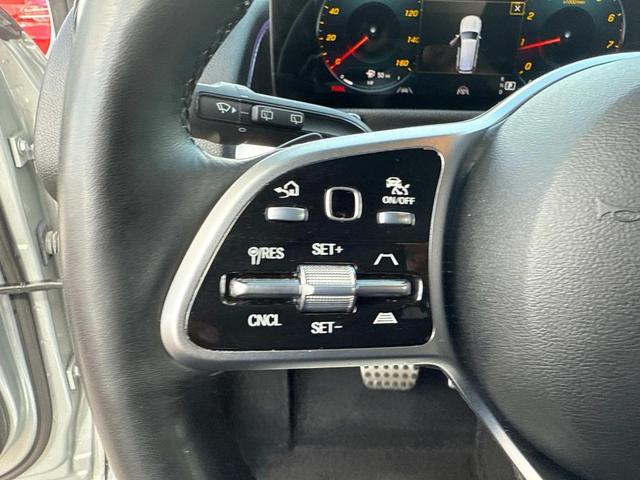 Photo of 2022 Silver Mercedes-Benz GLB 250