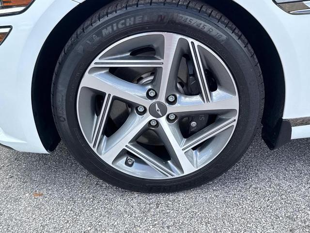 Photo of 2024 Uyuni White Genesis G80