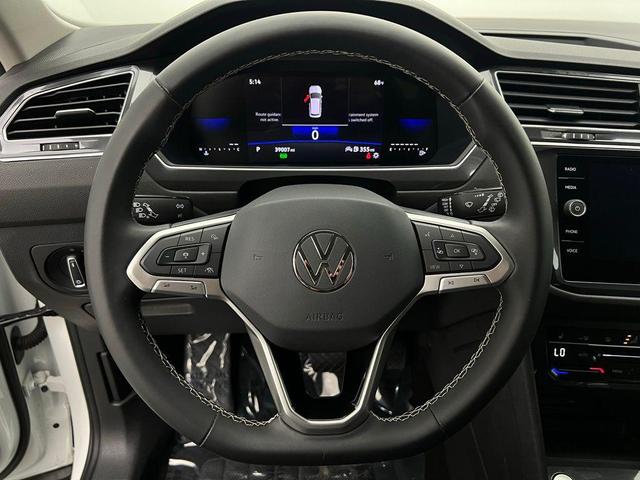 Photo of 2024 Pure White Volkswagen Tiguan