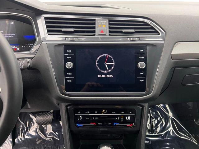 Photo of 2024 Pure White Volkswagen Tiguan