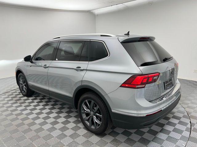 Photo of 2022 Silver Metallic Volkswagen Tiguan