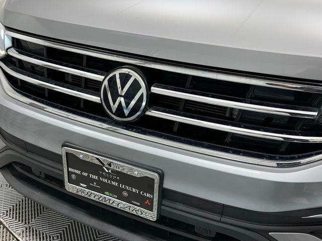 Photo of 2022 Silver Metallic Volkswagen Tiguan
