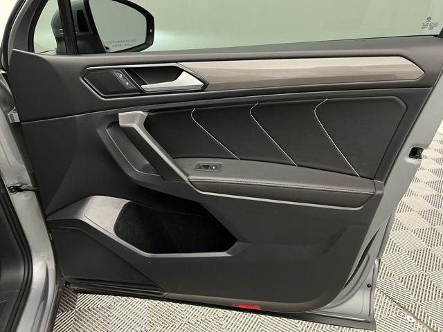 Photo of 2022 Silver Metallic Volkswagen Tiguan