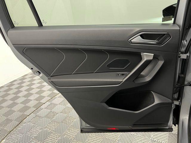 Photo of 2022 Silver Metallic Volkswagen Tiguan
