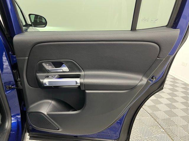 Photo of 2021 Blue Mercedes-Benz GLB 250