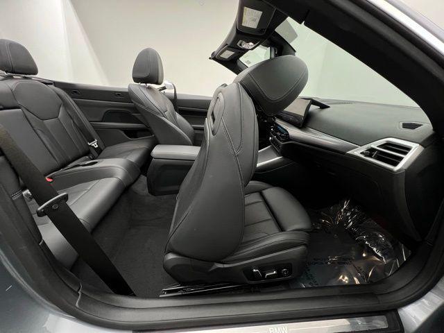 Photo of 2025 Gray BMW 430