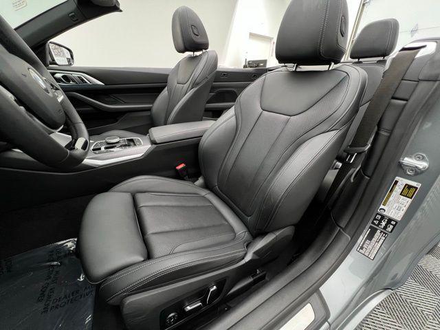Photo of 2025 Gray BMW 430
