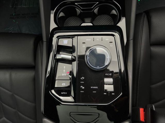 Photo of 2024 Gray BMW 530