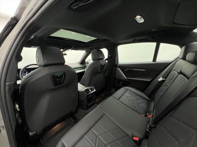 Photo of 2024 Gray BMW 530