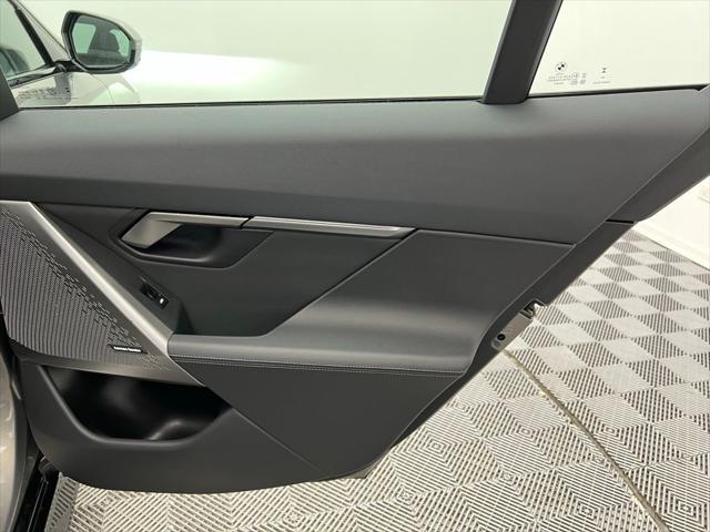 Photo of 2024 Gray BMW 530