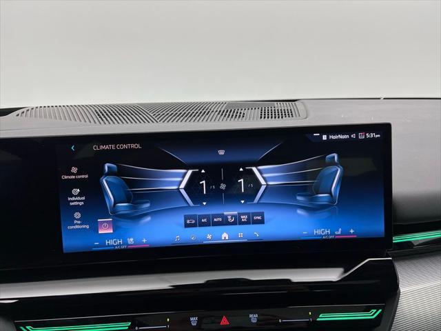 Photo of 2024 Gray BMW 530