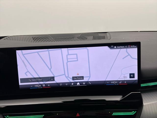 Photo of 2024 Gray BMW 530