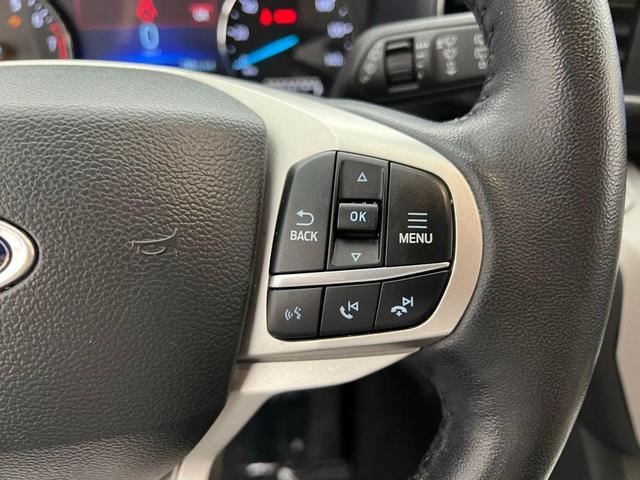 Photo of 2023 Oxford White Ford Explorer