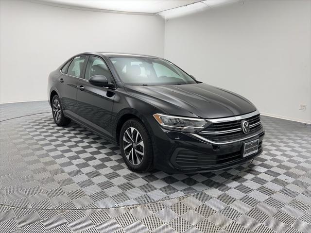 Photo of 2022 Deep Black Pearl Volkswagen Jetta