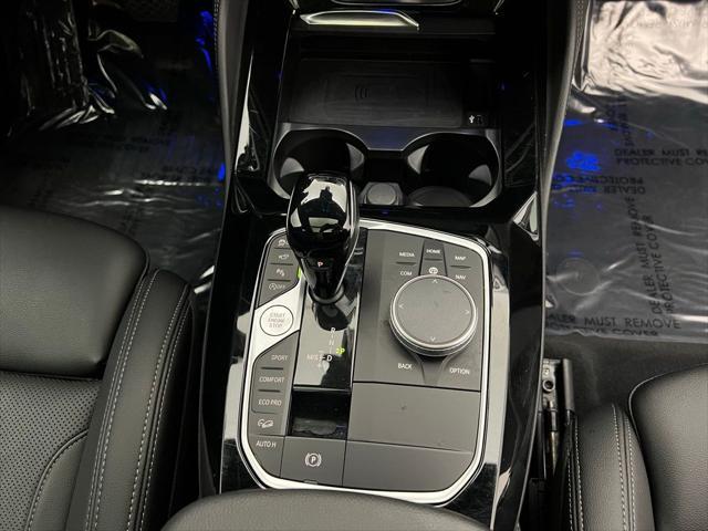 Photo of 2024 Black BMW X4