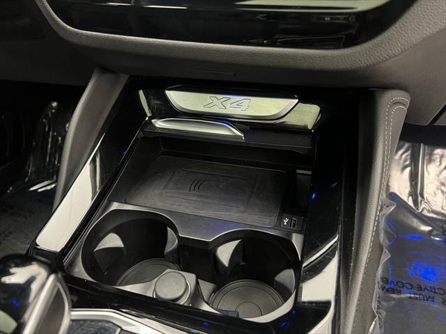 Photo of 2024 Black BMW X4