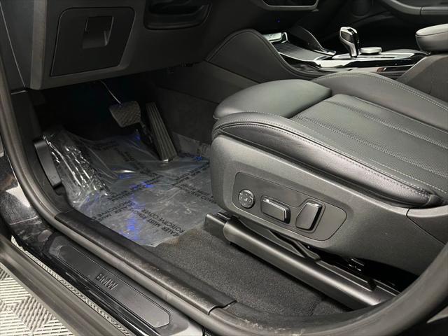 Photo of 2024 Black BMW X4