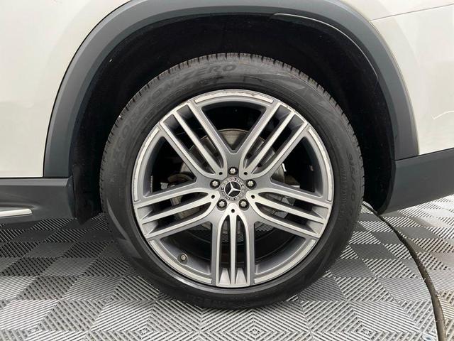 Photo of 2022 White Mercedes-Benz GLS 450
