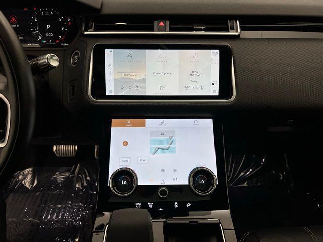 Photo of 2021 Santorini Black Metallic Land Rover Range Rover Velar