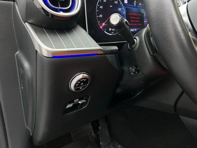 Photo of 2023 White Mercedes-Benz GLC 300
