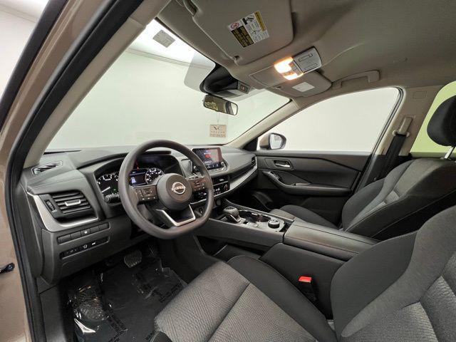 Photo of 2024 Baja Storm Metallic Nissan Rogue