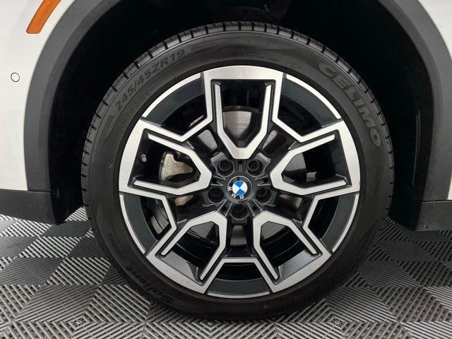 Photo of 2025 White BMW X2