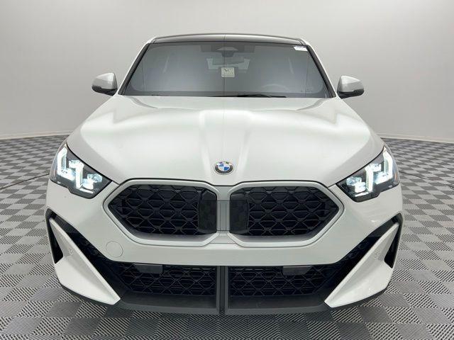 Photo of 2025 White BMW X2