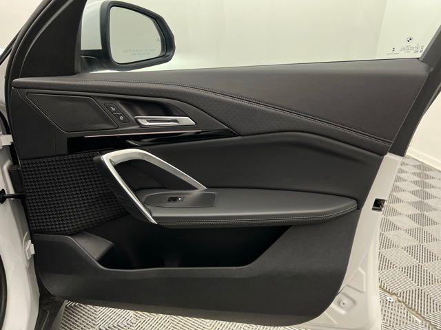 Photo of 2025 White BMW X2
