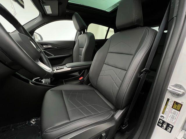 Photo of 2025 White BMW X2