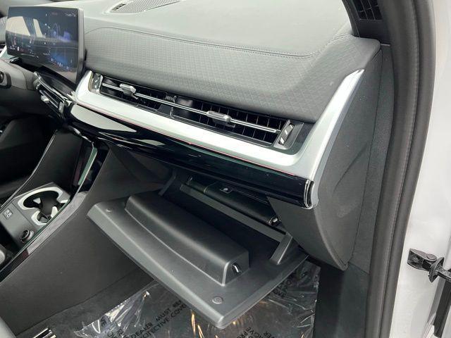 Photo of 2025 White BMW X2