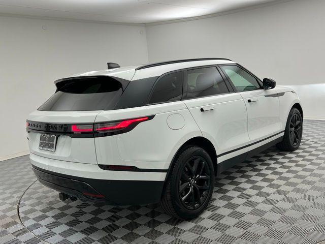Photo of 2024 White Land Rover Range Rover Velar