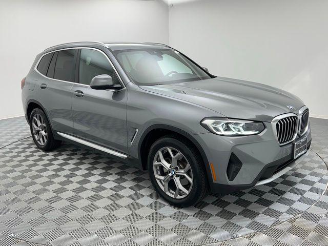 Photo of 2024 Gray BMW X3