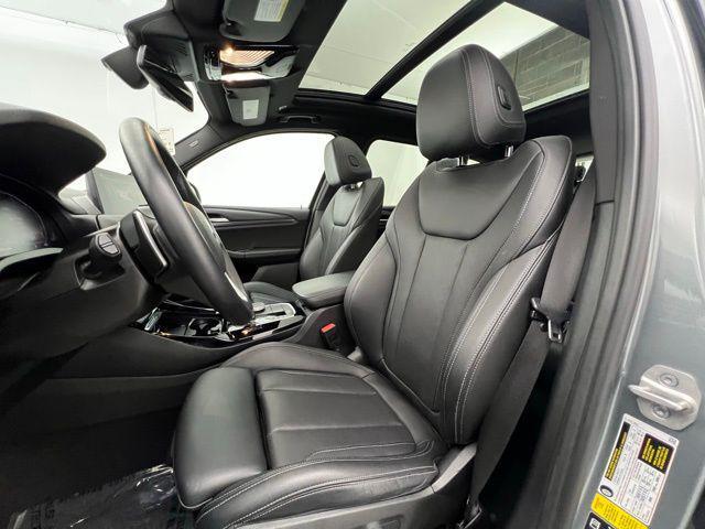 Photo of 2024 Gray BMW X3
