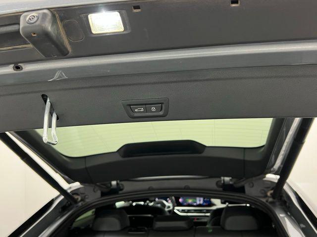 Photo of 2025 Gray BMW X6
